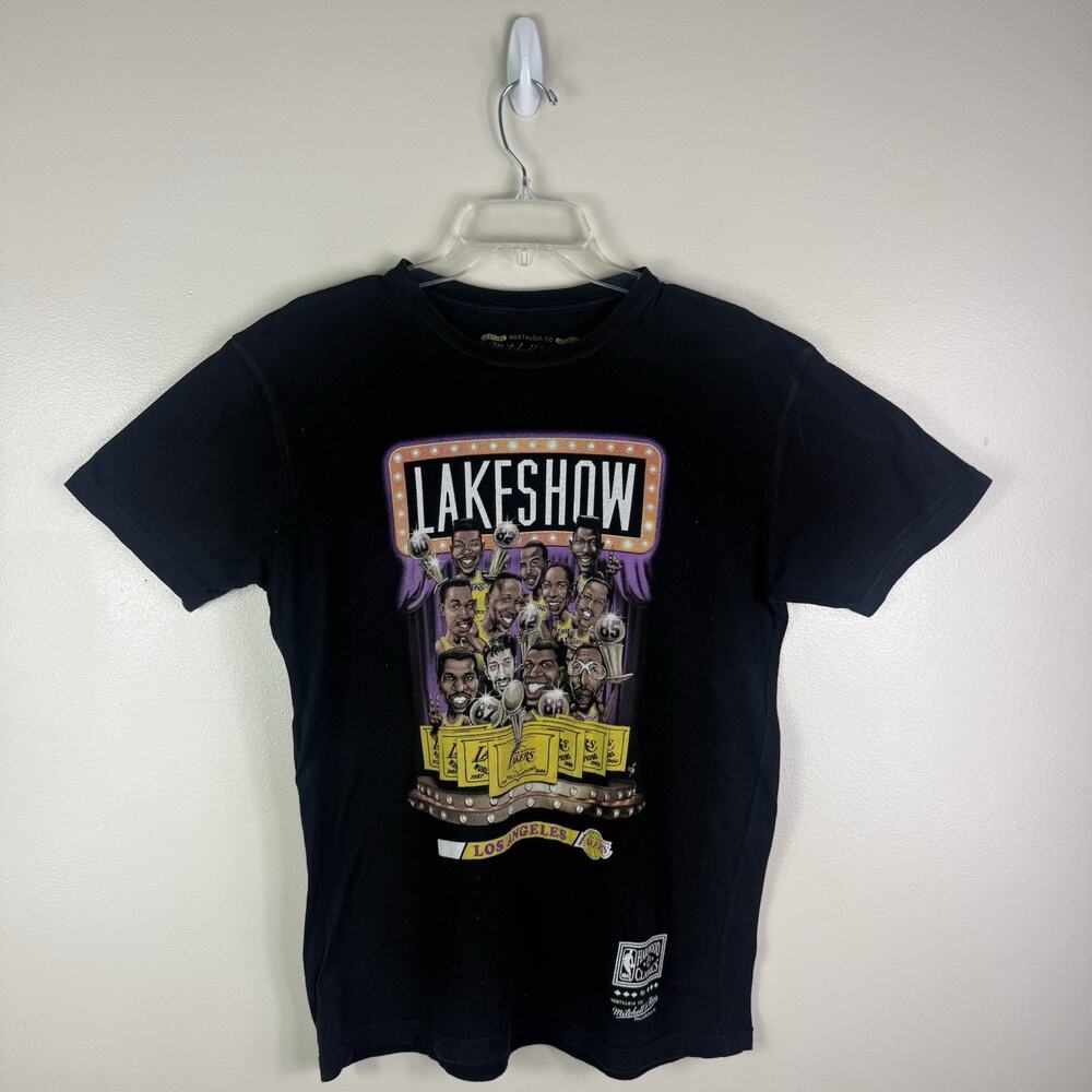 Mitchell & Ness Los Angeles Lakers Retro Basketball LAKESHOW T-Shirt Size M